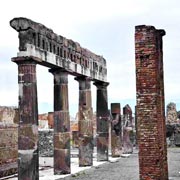 Pompeii Shore Excursions